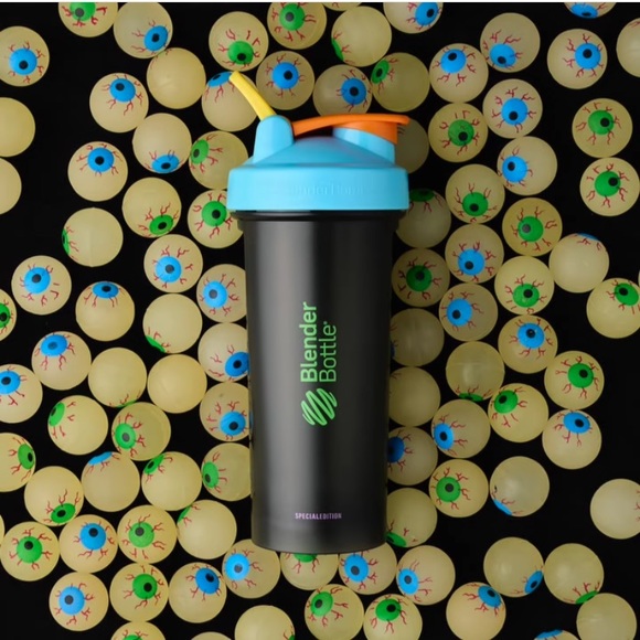 BlenderBottle Other - NWT Blender Bottle Special Edition ‘Spooky’ 28oz